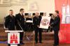 125 Jahre FF �jendorf: �bergabe des Geschenks der Feuerwehr Hamburg durch LBF/V Peter Hug und den stellvertretenden Amtsleiter Stephan Wenderoth. &copy; F2946