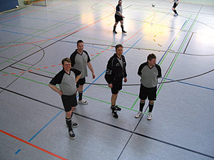 Aufw�rmen und einschiessen in den neuen Trikots