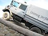 Steile Berge wurden mit dem Unimog (wir durften als Beifahrer dabei sein) im Unimog Museum Gaggenau bew�ltigt.