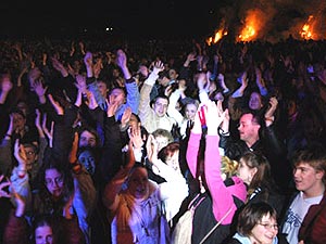 Die Stimmung auf der Radio Hamburg B�hne war wieder riesig ...