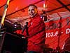Jan Bastick in Action auf der Bhne beim jendorfer Osterfeuer 2005