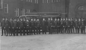 1.September - Ausbruch des 2.Weltkrieges. Einberufung von F�hrungskr�ften zur Hauptfeuerwache am Berliner Tor.